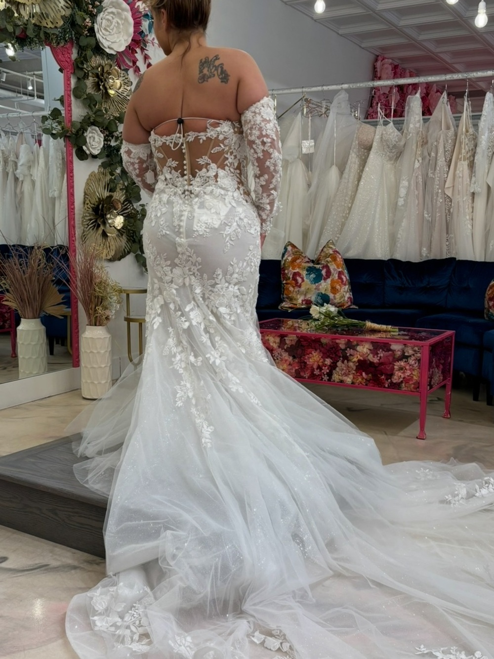 Elegant White Lace Mermaid Wedding Dress with Sheer Back